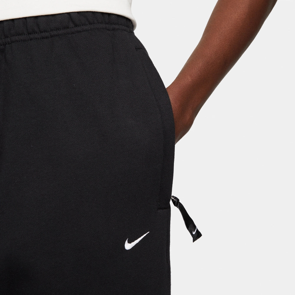 Jogging Nike solo swoosh ( lacets blanc )