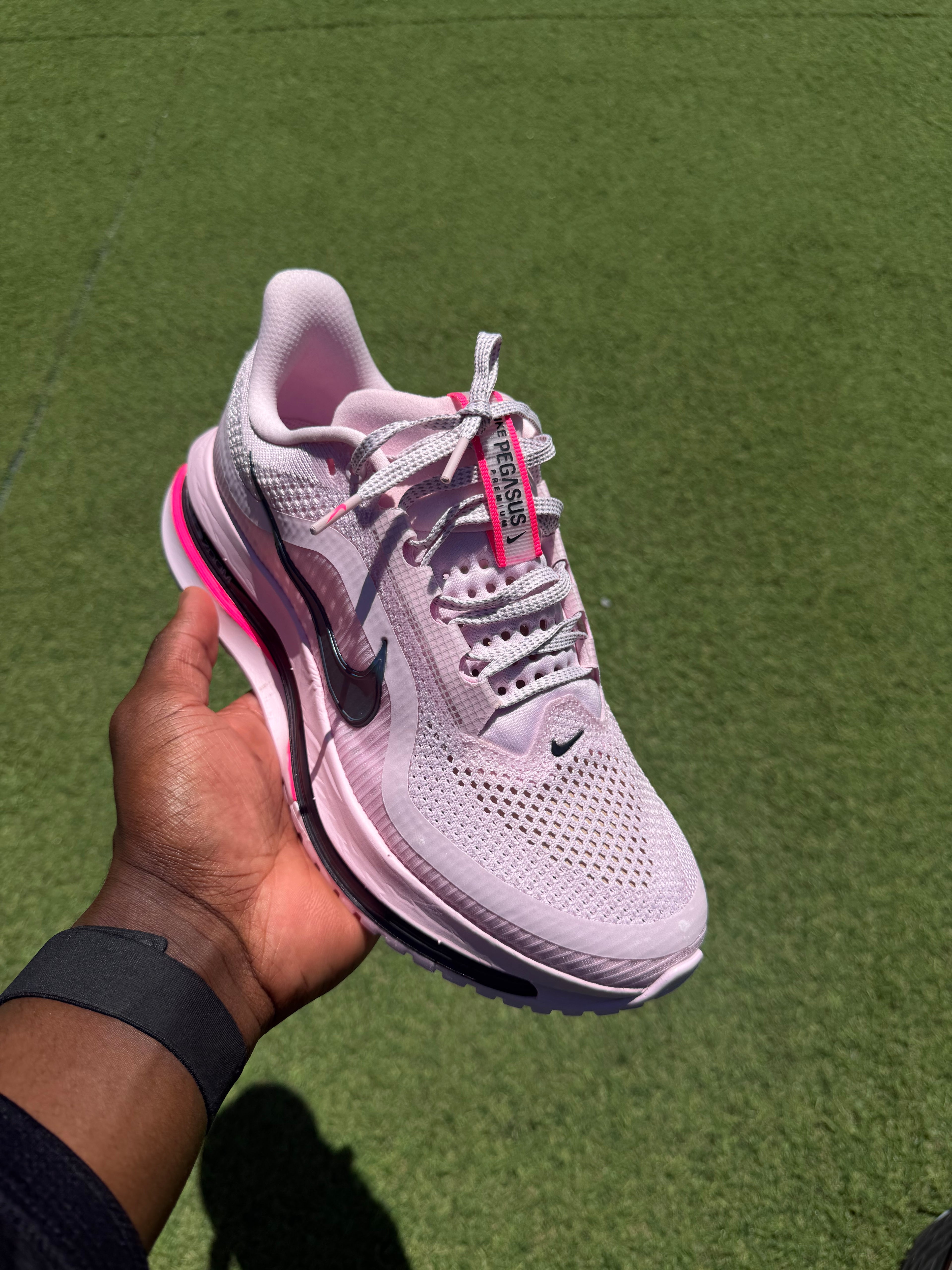 Nike Pegasus premium pink/black