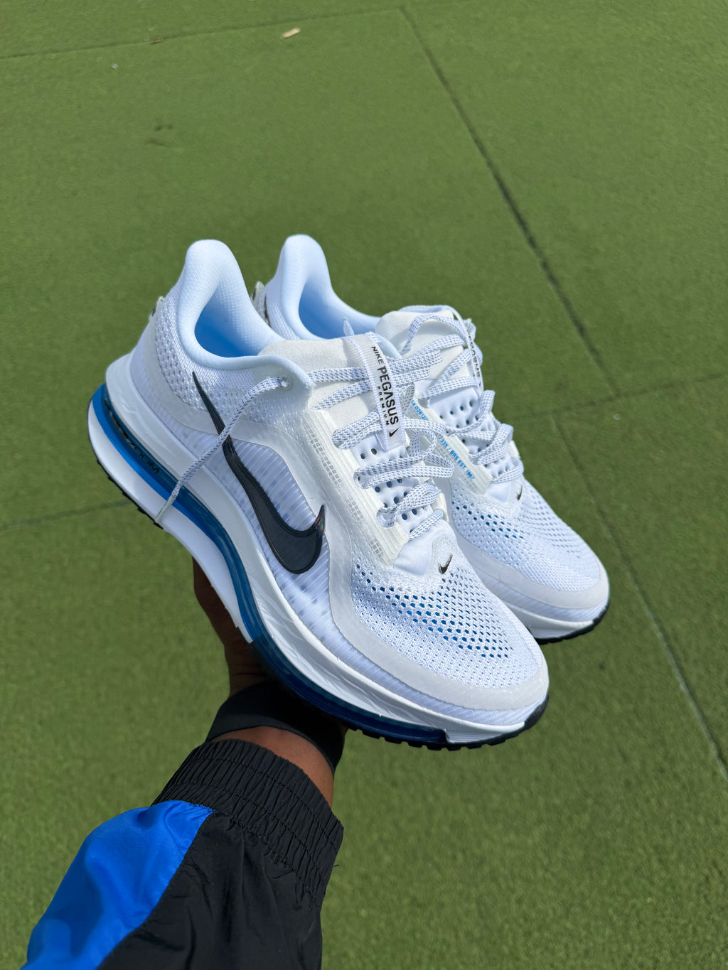Nike Pegasus premium White / blue