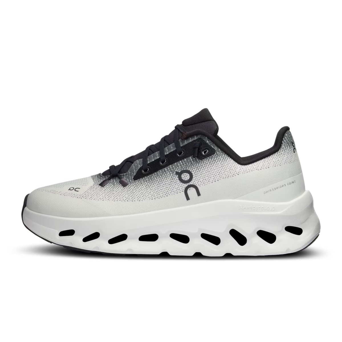 ON cloundilt ( IVORY BLACK )